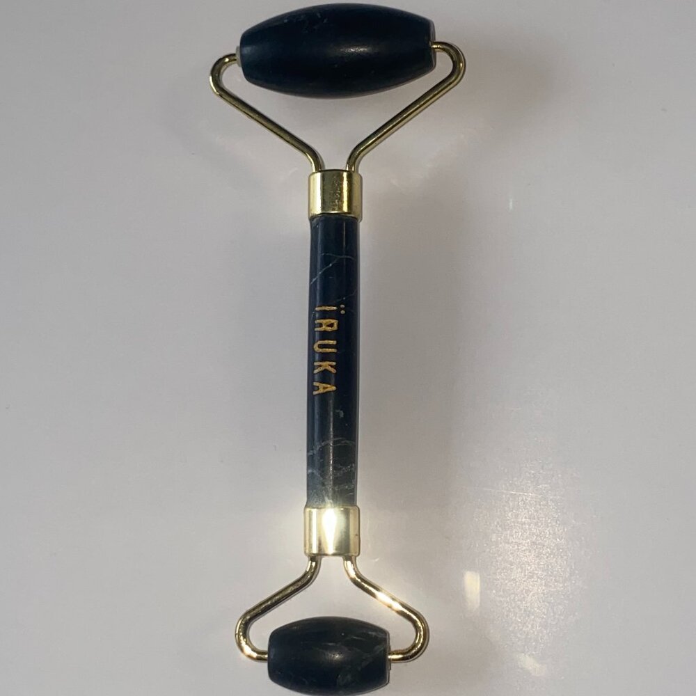 NEW Iruka black obsidian roller